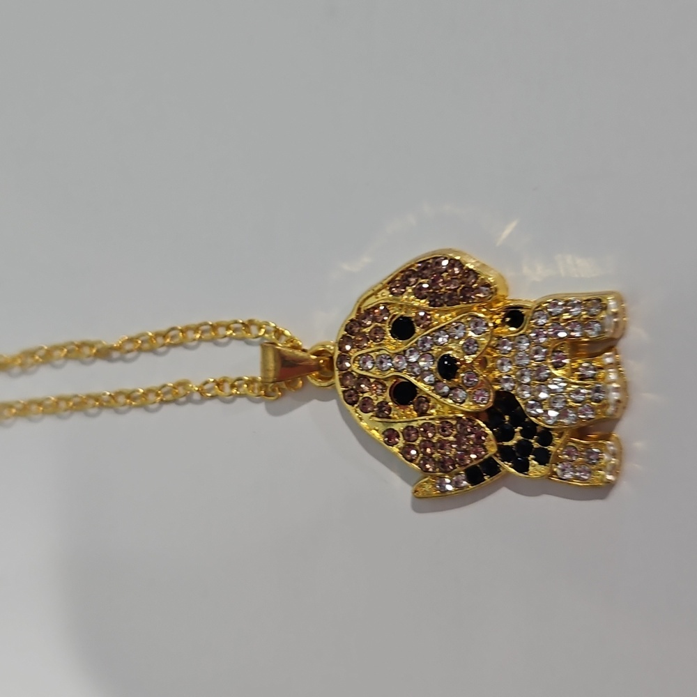NWOT Beagle Rhinestone Gold Necklace - Picture 2 of 5